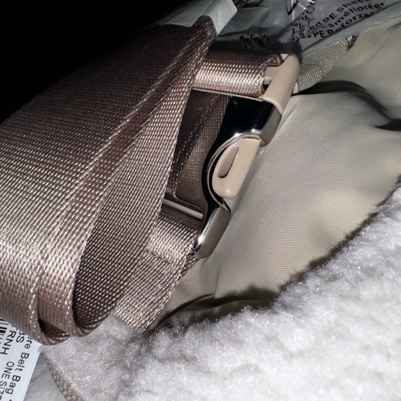 Lululemon Beltbag *Fleece - Picture 4 of 5